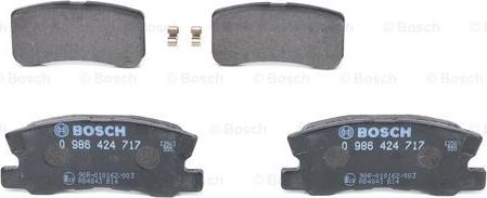 BOSCH 0 986 424 717 - Гальмівні колодки, дискові гальма avtolavka.club