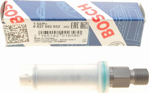 BOSCH 0 437 502 032 - Форсунка дизельна, розпилювач і утримувач avtolavka.club