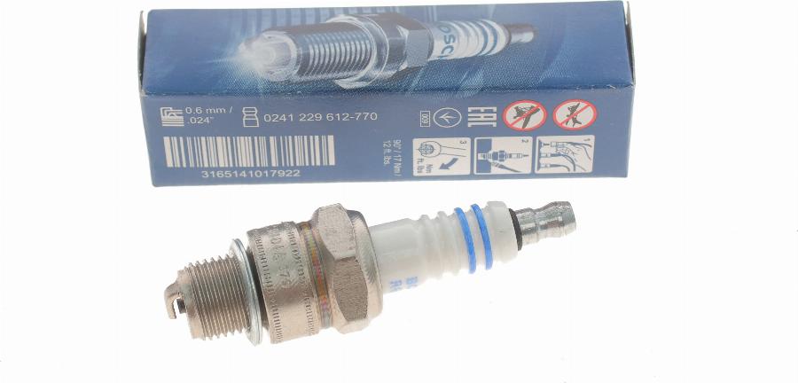 BOSCH 0 241 229 612 - Свічка запалювання avtolavka.club