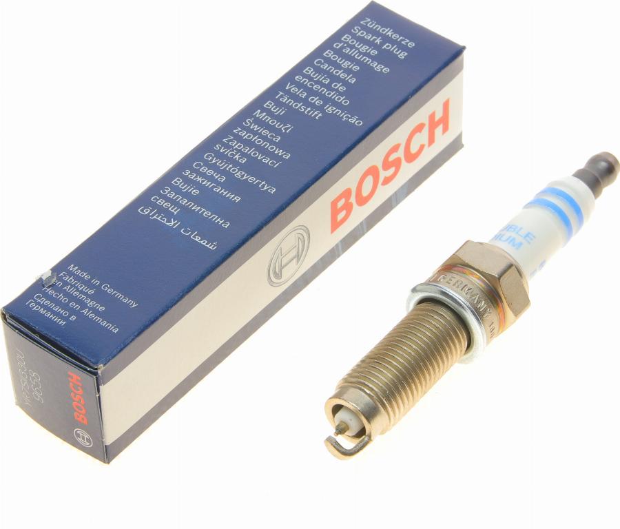 BOSCH 0 242 135 559 - Свічка запалювання avtolavka.club