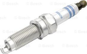 BOSCH 0 242 135 557 - Свічка запалювання avtolavka.club