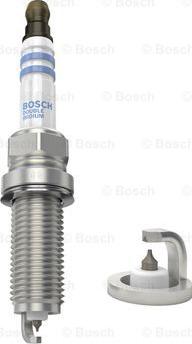 BOSCH 0 242 135 529 - Свічка запалювання avtolavka.club