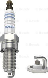 BOSCH 0 242 135 558 - Свічка запалювання avtolavka.club