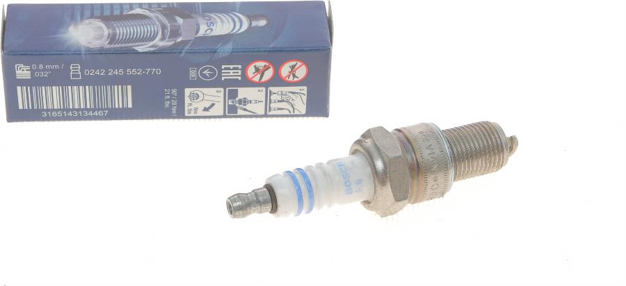 BOSCH 0 242 245 552 - Свічка запалювання avtolavka.club