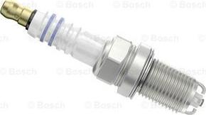 BOSCH 0 242 240 587 - Свічка запалювання avtolavka.club