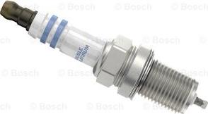 BOSCH 0 242 240 650 - Свічка запалювання avtolavka.club