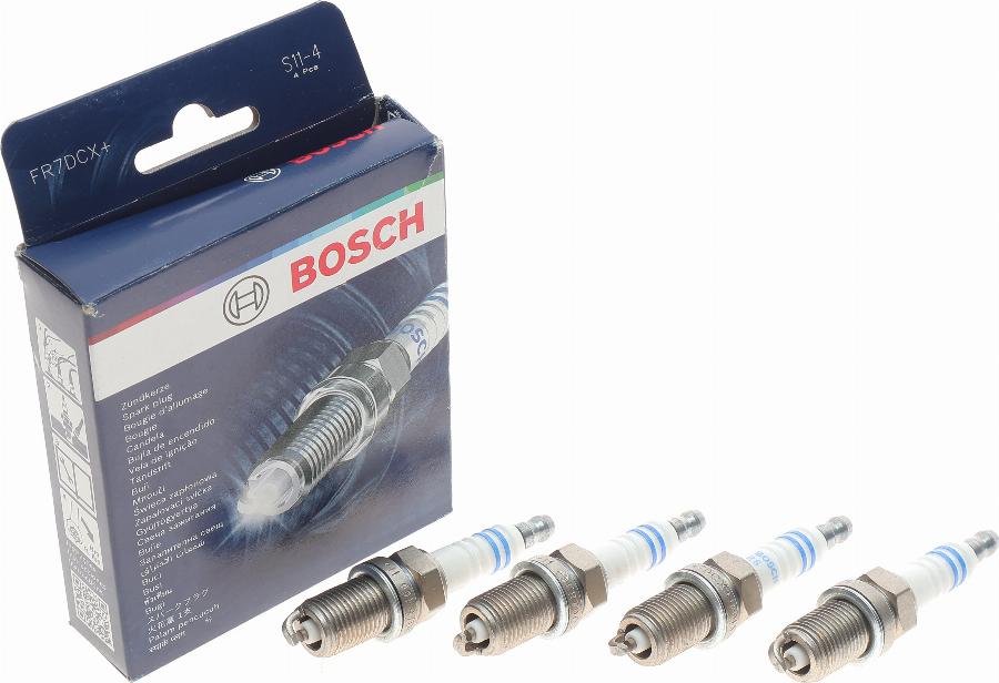 BOSCH 0 242 235 913 - Свічка запалювання avtolavka.club