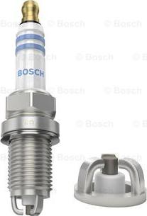 BOSCH 0 242 235 766 - Свічка запалювання avtolavka.club