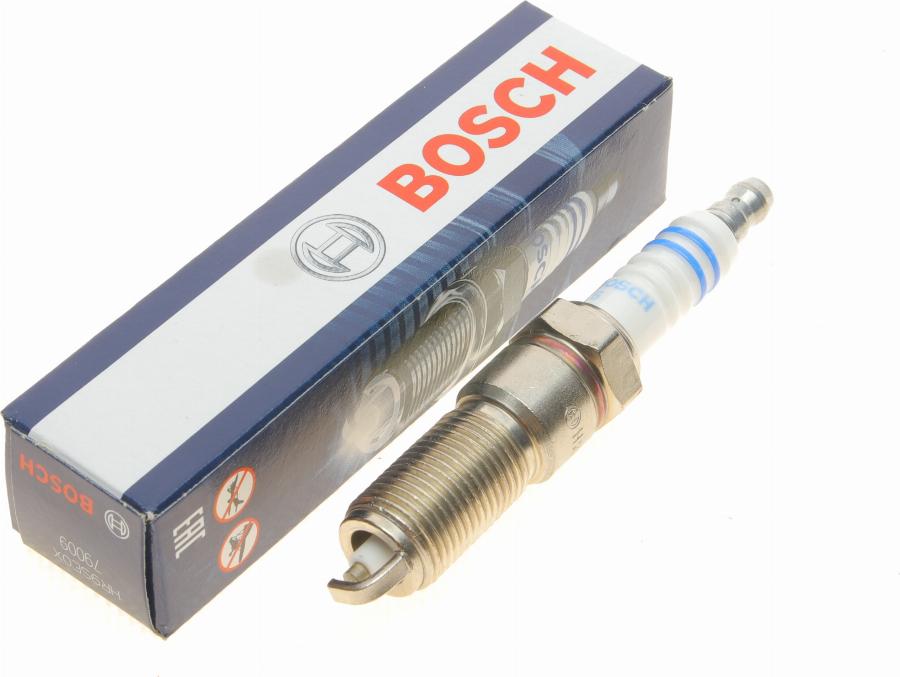 BOSCH 0 242 225 668 - Свічка запалювання avtolavka.club