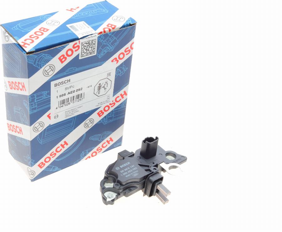 BOSCH 1 986 AE0 092 - Регулятор напруги генератора avtolavka.club