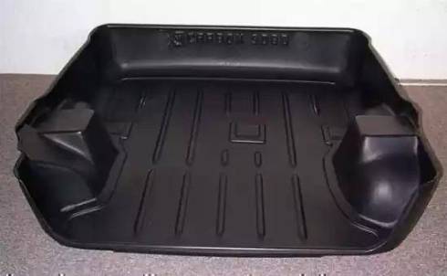 Carbox 101913000 - Ванночка для багажника avtolavka.club