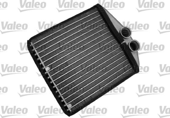 Valeo 812225 - Радіатор, охолодження двигуна avtolavka.club