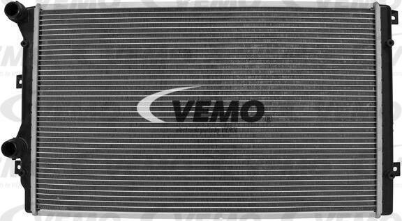 Vemo V15-60-5067 - Радіатор, охолодження двигуна avtolavka.club