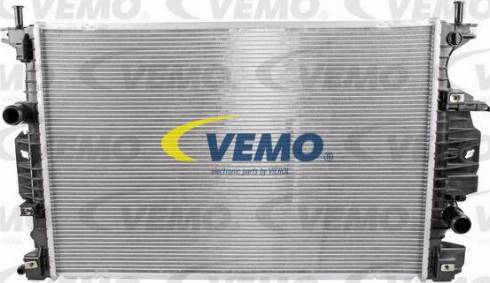 Vemo V25-60-3017 - Радіатор, охолодження двигуна avtolavka.club