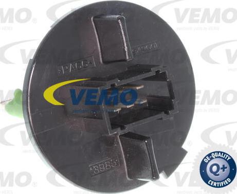 Vemo V22-79-0005 - Регулятор, вентилятор салону avtolavka.club